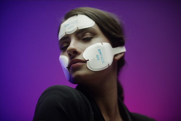 EMFACE v Petra Clinic
